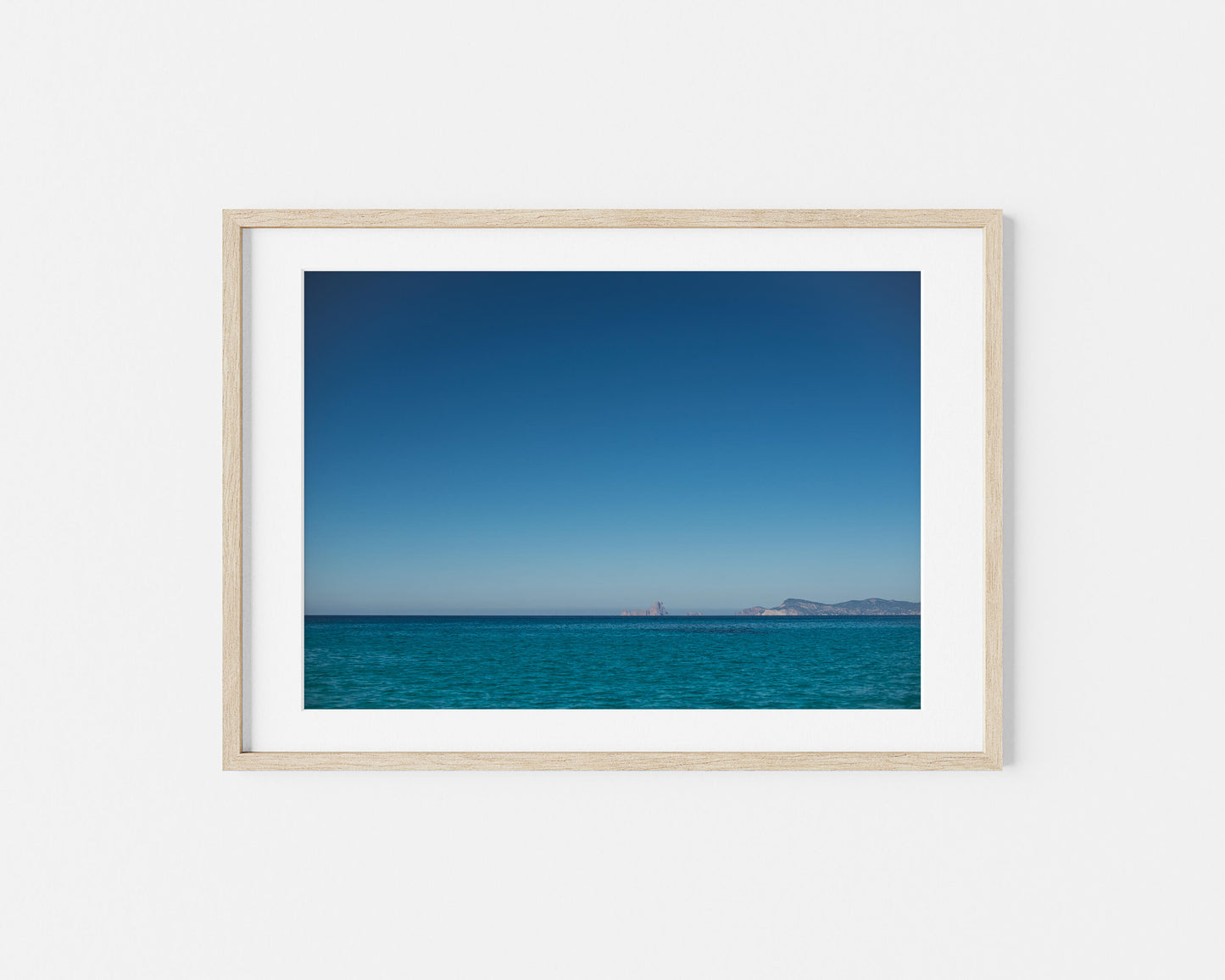 BLUE VEDRA Landscape Oak Frame