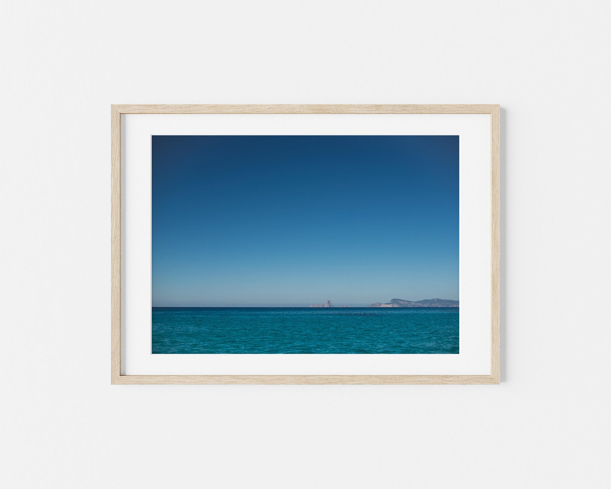 BLUE VEDRA Landscape Oak Frame